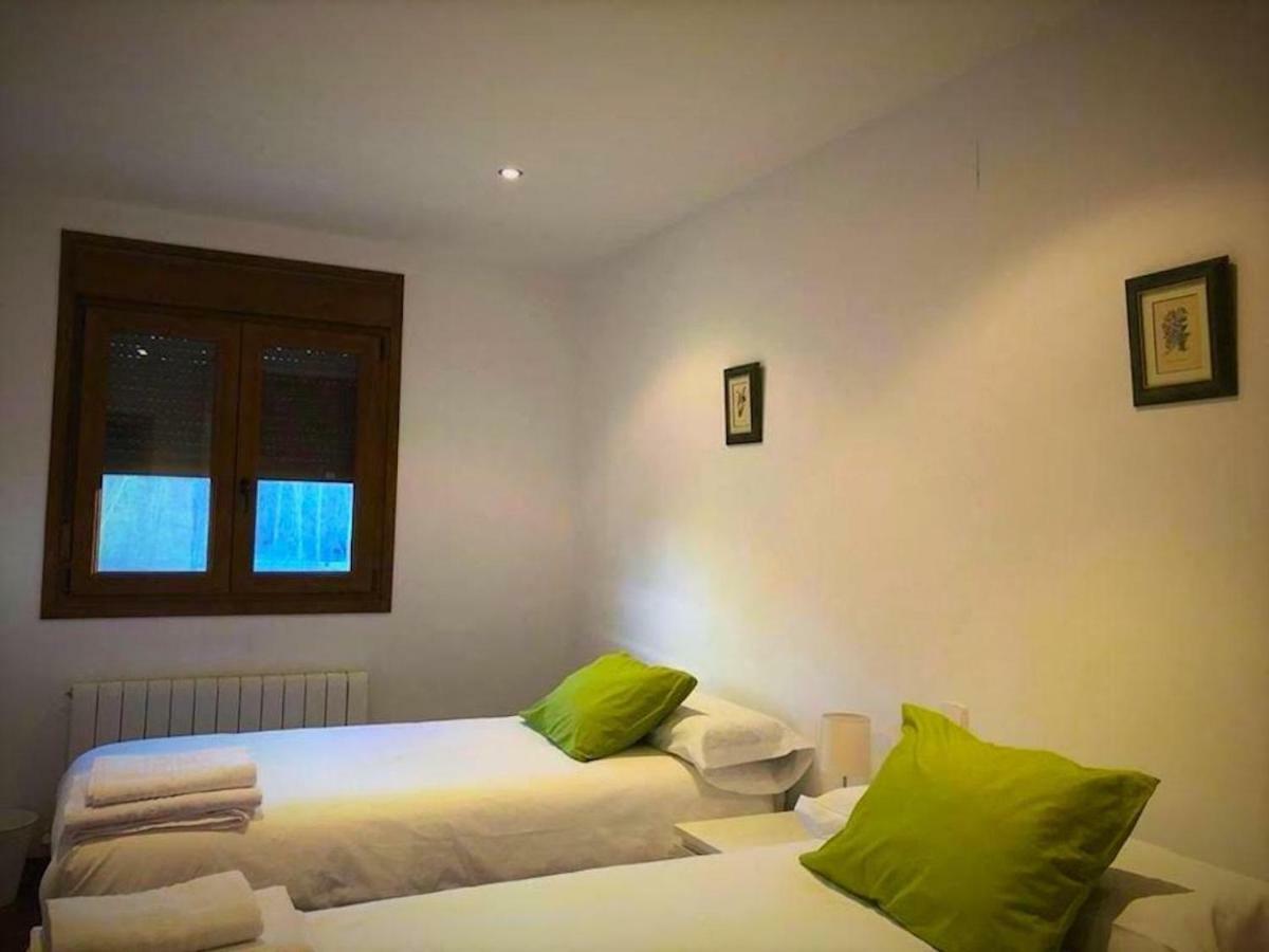 Casa Rural Laguna De Uña Kültér fotó